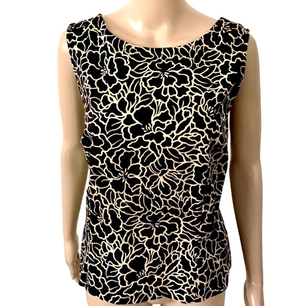 M.H.M. Melissa Harper Floral Button Back Sleeveless Fitted Top